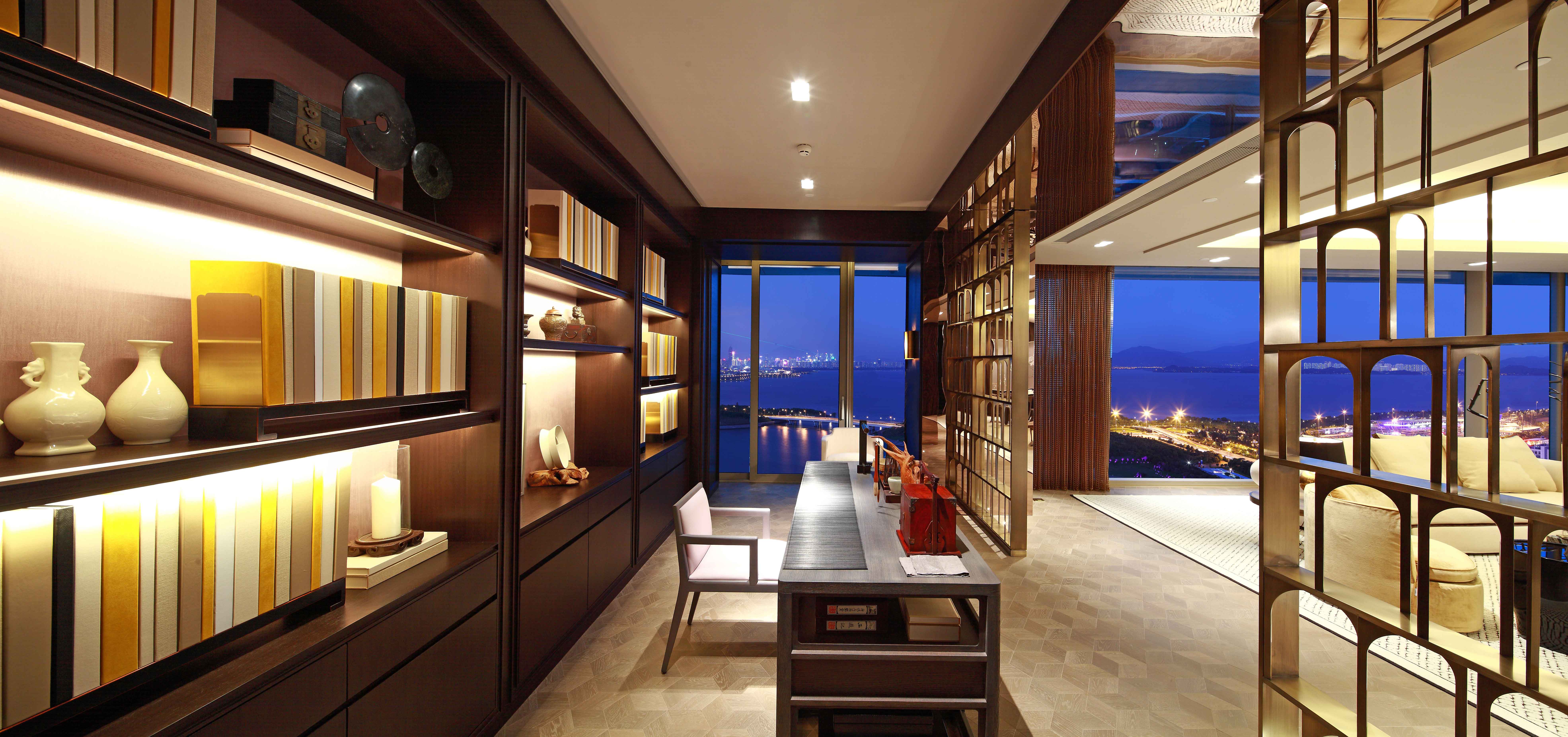 Meubles d'hôtel en Chine, promenade moderne dans le placard, porte en bois, meubles de chambre à coucher, tiroirs de rangement, armoires
