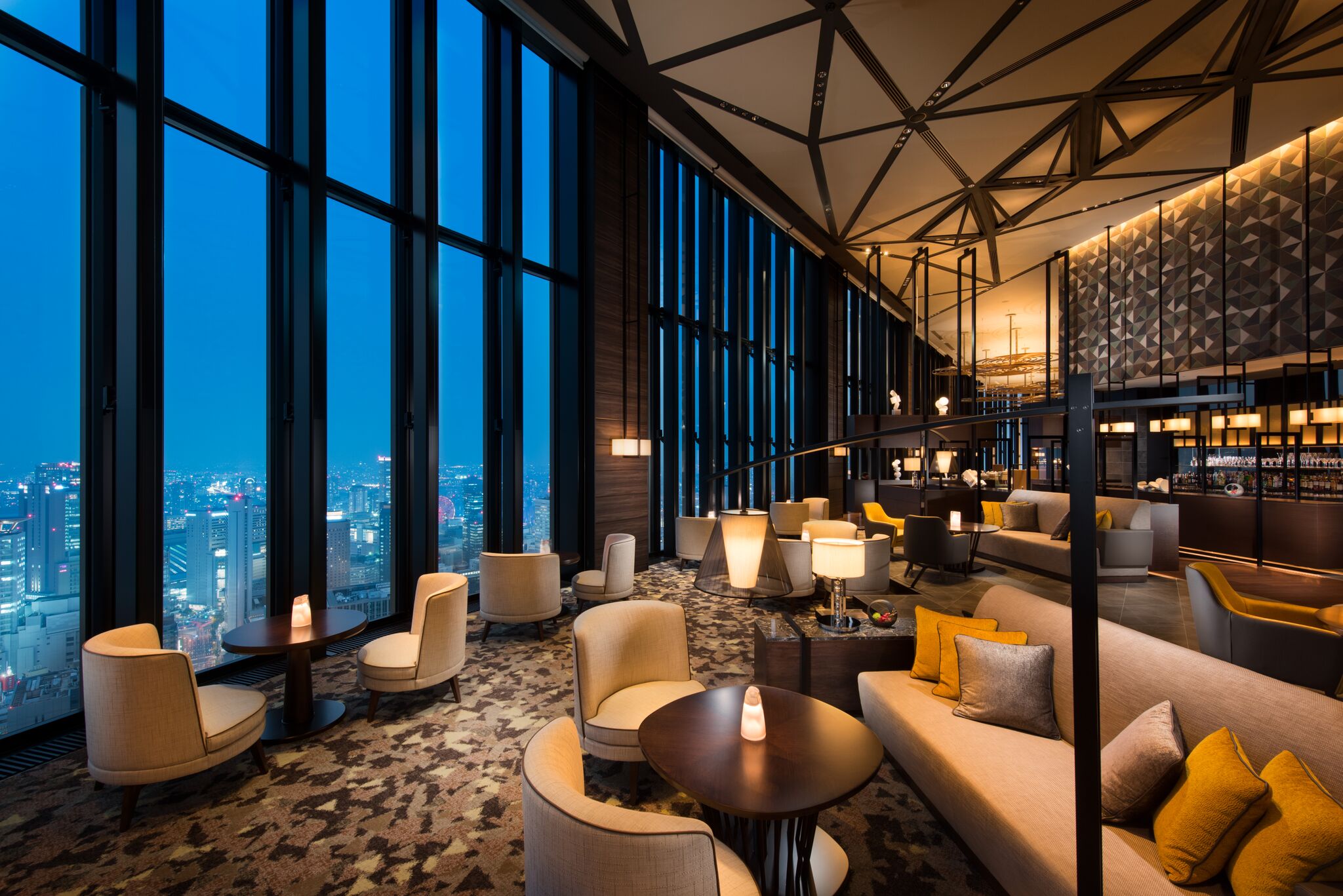 Chaise de salle à manger de luxe d'hôtel moderne de la Chine réglée pour des meubles